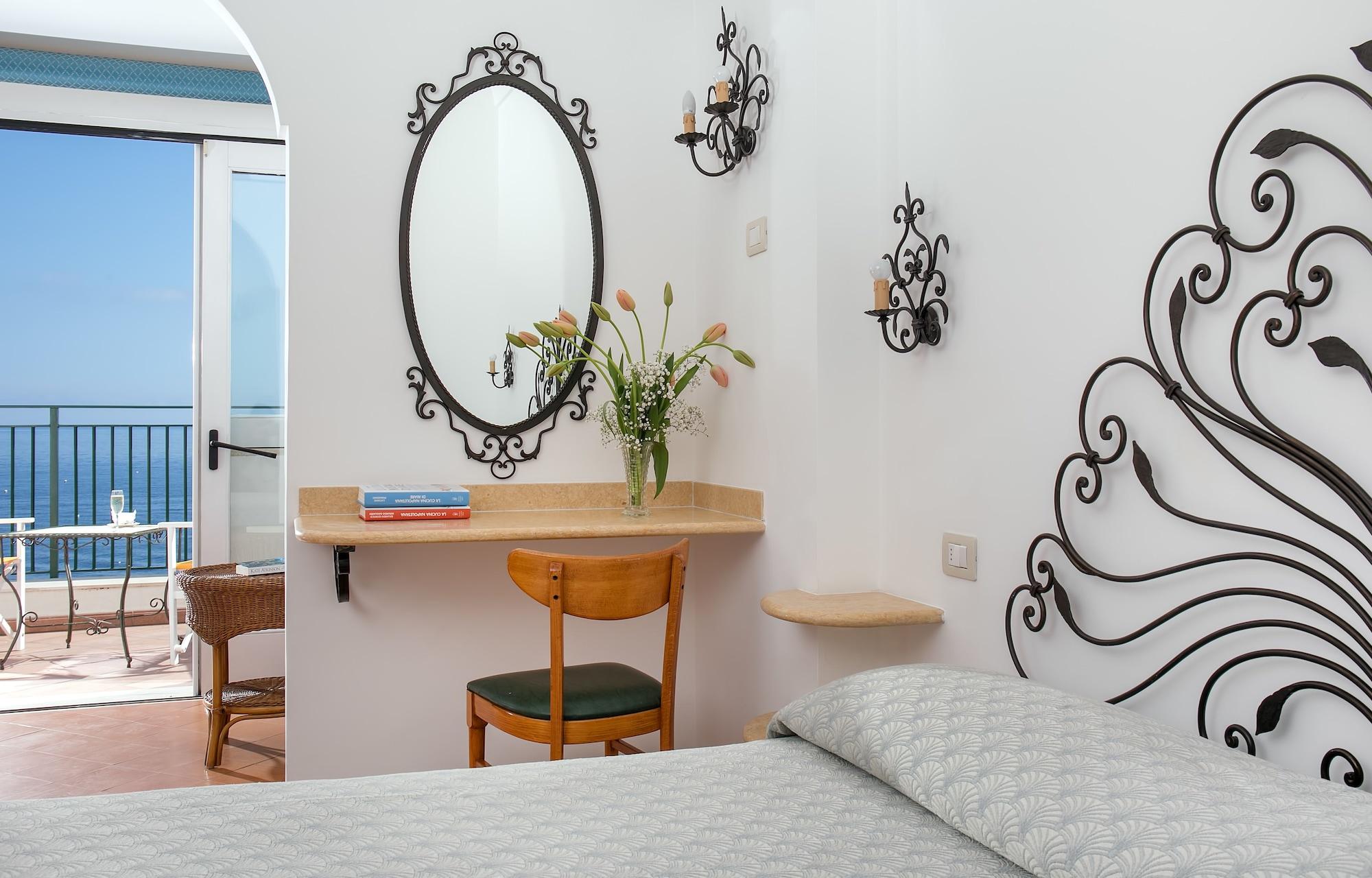 Hotel Pupetto Positano Bagian luar foto